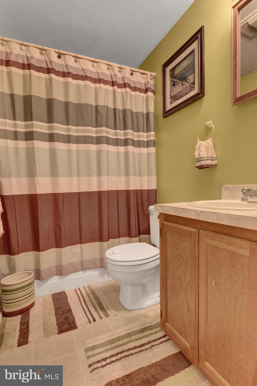 2455 Heather Road York, PA 17408 - Photo 10 of 19 Gallery Image 10