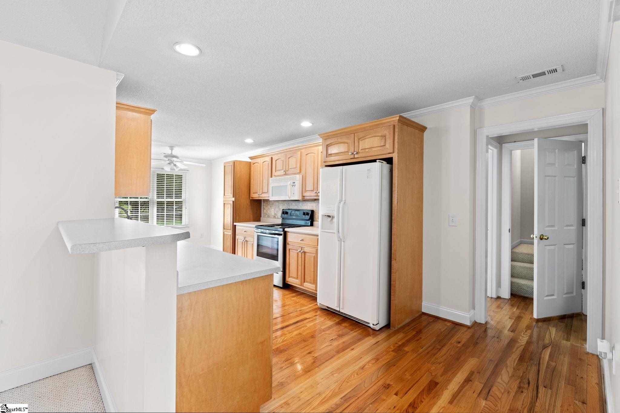 103 Stone Meadow Way Easley, SC 29642 - Photo 8 of 33