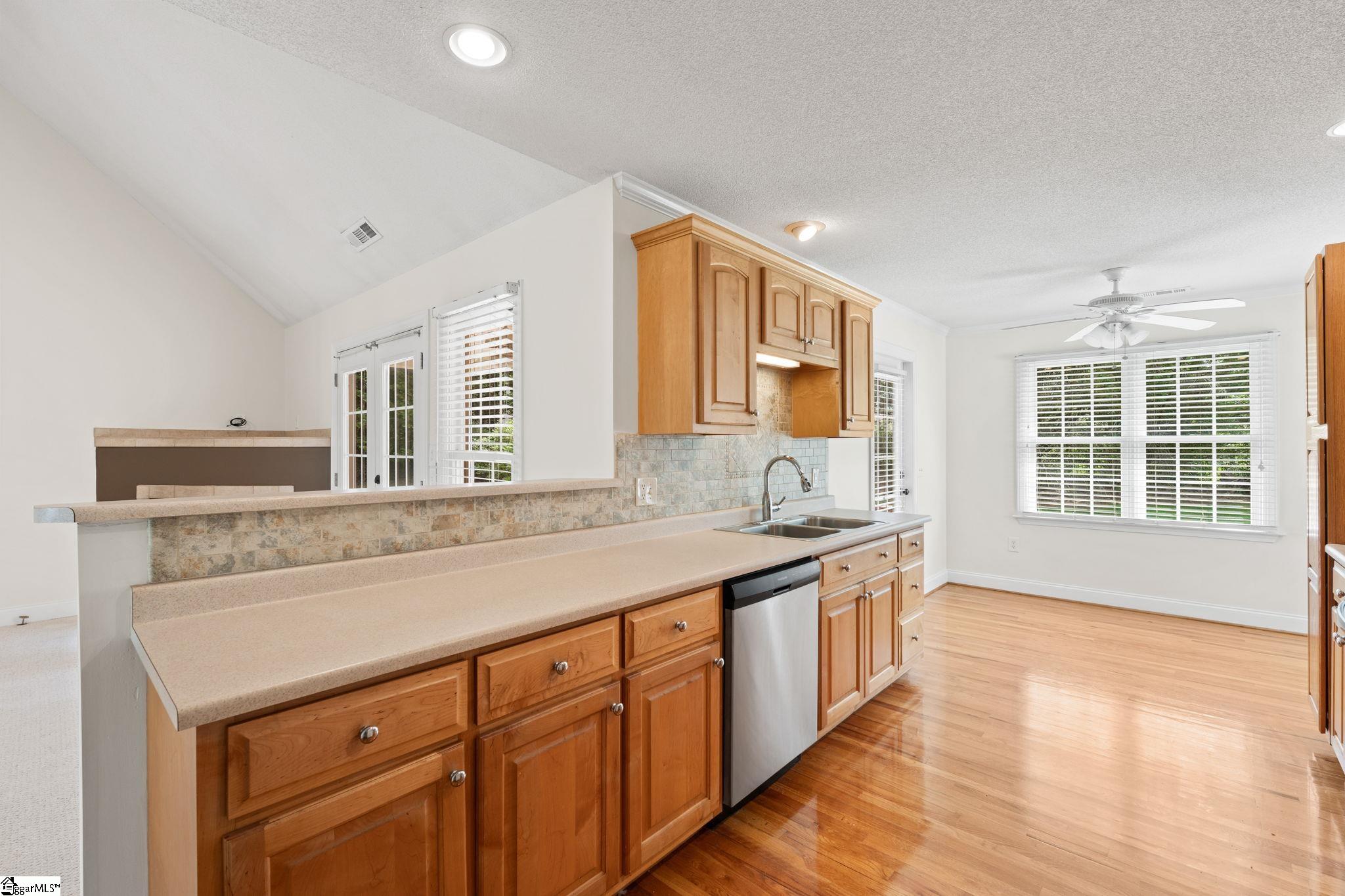 103 Stone Meadow Way Easley, SC 29642 - Photo 10 of 33