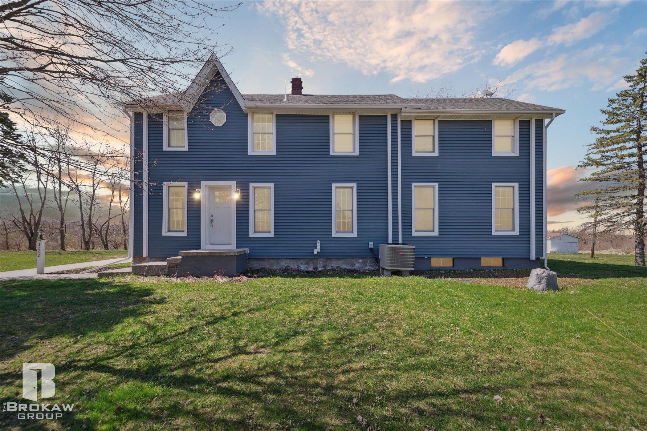 2202 South Washburn Road Davison, MI 48423 - Photo 1 of 57