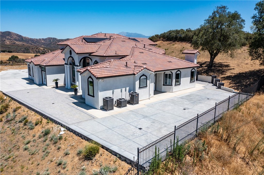 39625 County Line Road Beaumont, CA 92223 - Photo 45 of 54 drone view- from Northeast