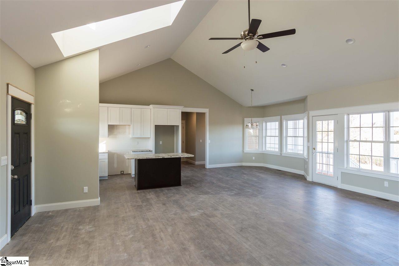 141 Powder Springs Drive Duncan, SC 29334 - Photo 6 of 27 Gallery Image 6