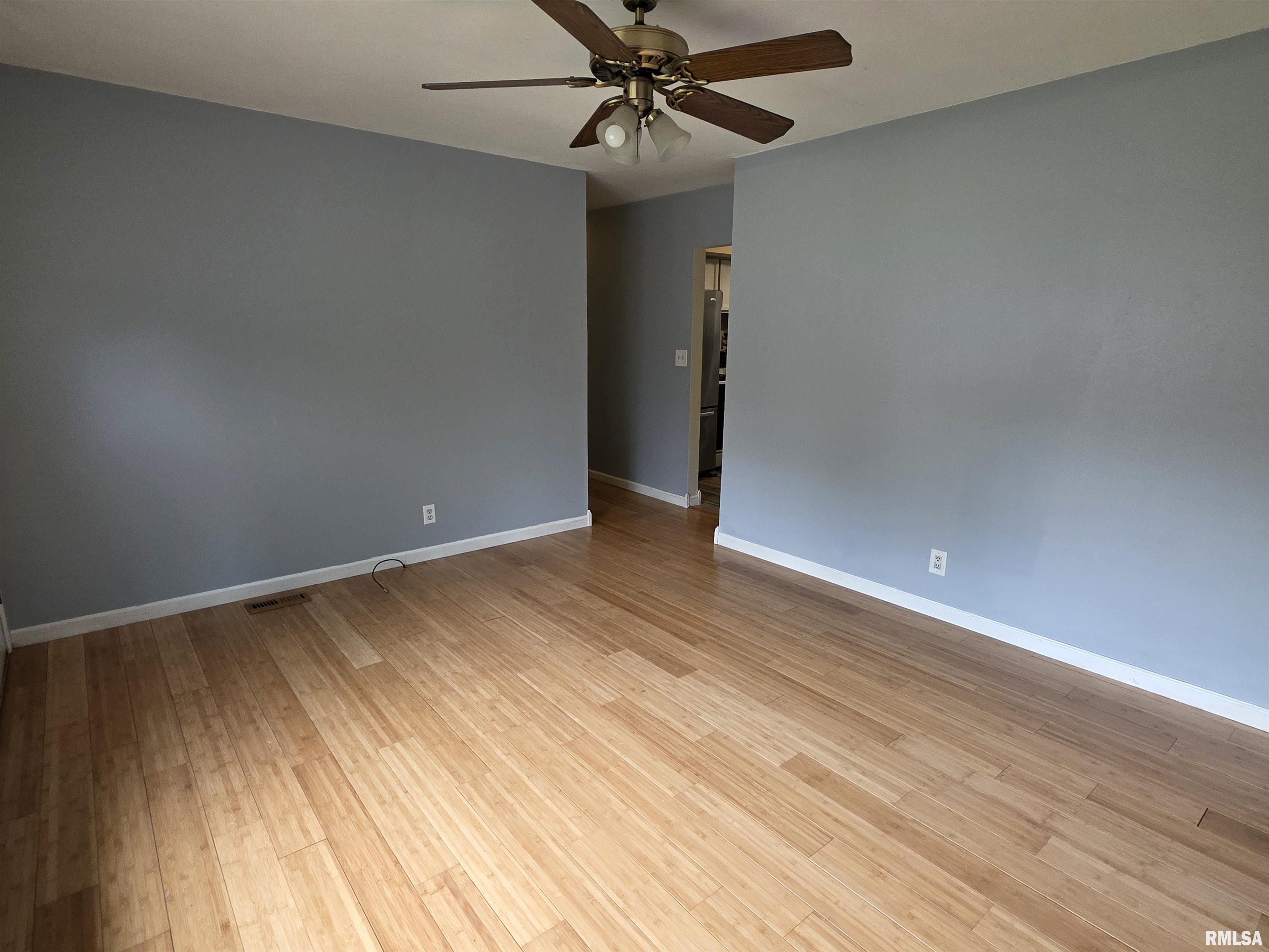 233 Briargate Road Washington, IL 61571 - Photo 7 of 34