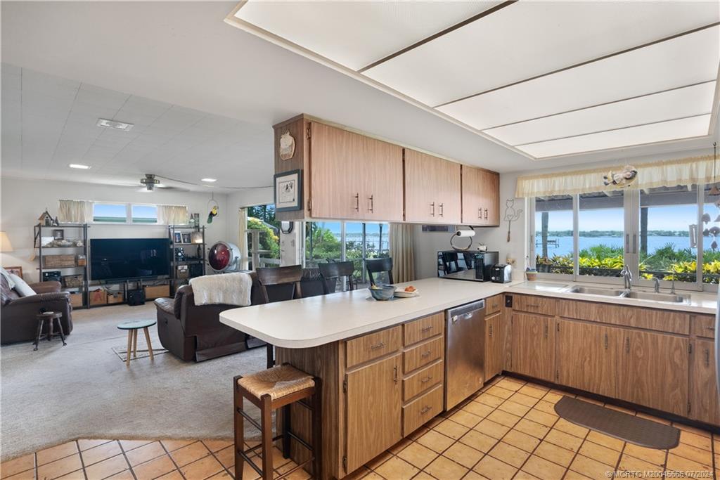 1809 Northwest Bright River Point Stuart, FL 34994 - Photo 13 of 64 Gallery Image 13