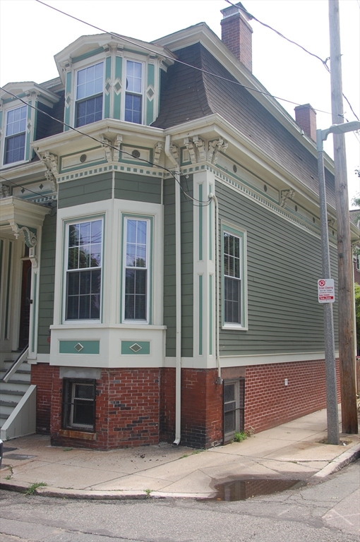 36 Highland Street Boston, MA 02119 - Photo 17 of 17