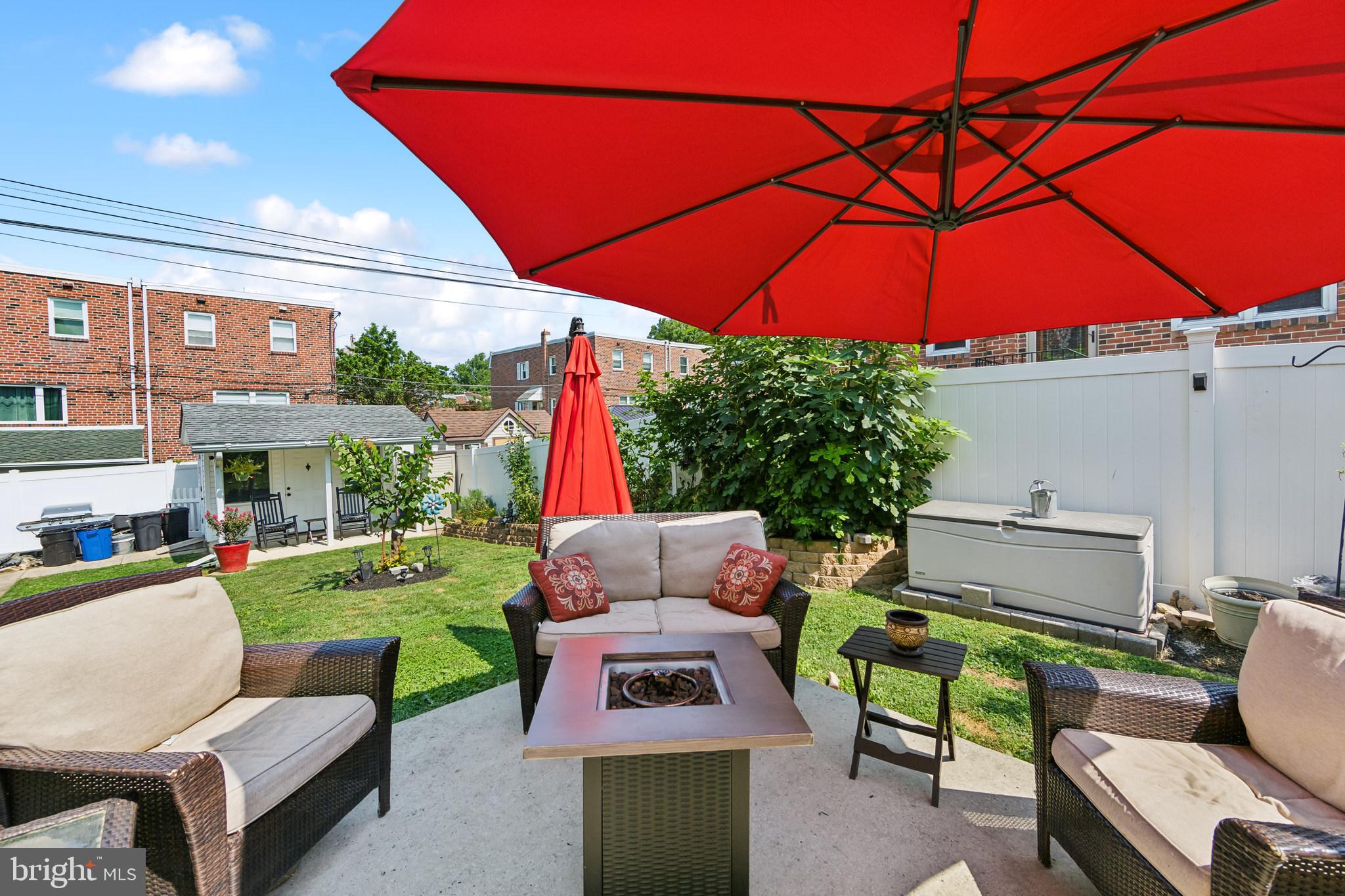 11910 Stevens Road Philadelphia, PA 19116 - Photo 18 of 23 Lovely Yard
