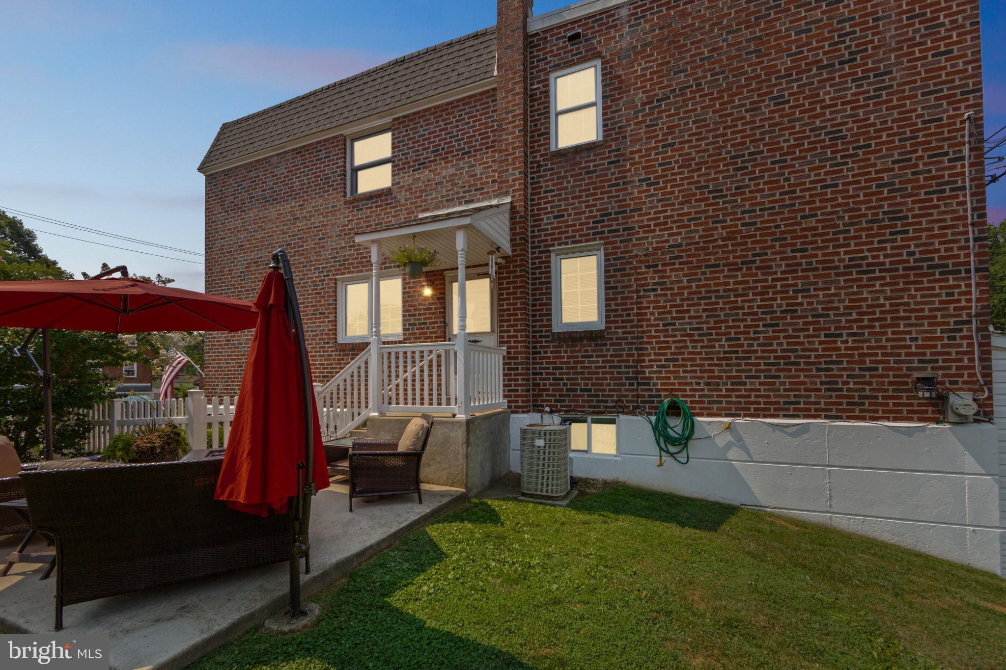 11910 Stevens Road Philadelphia, PA 19116 - Photo 23 of 23 Side Exterior View