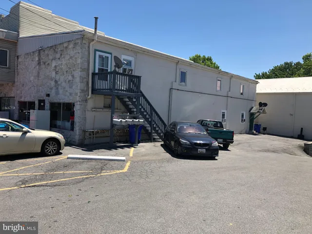 $1,000 | 1017 West Washington Street, Unit 2N, Hagerstown, MD 21740
