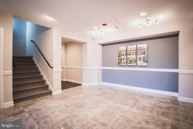 $1,999 | 607 7th Street, Unit 100 201, Laurel, MD 20707