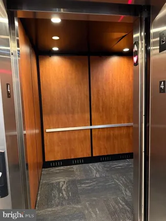 $1,999 | 607 7th Street, Unit 304, Laurel, MD 20707