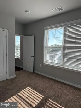 $1,999 | 607 7th Street, Unit 304, Laurel, MD 20707