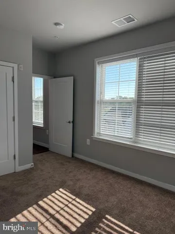 $1,999 | 607 7th Street, Unit 100 201, Laurel, MD 20707