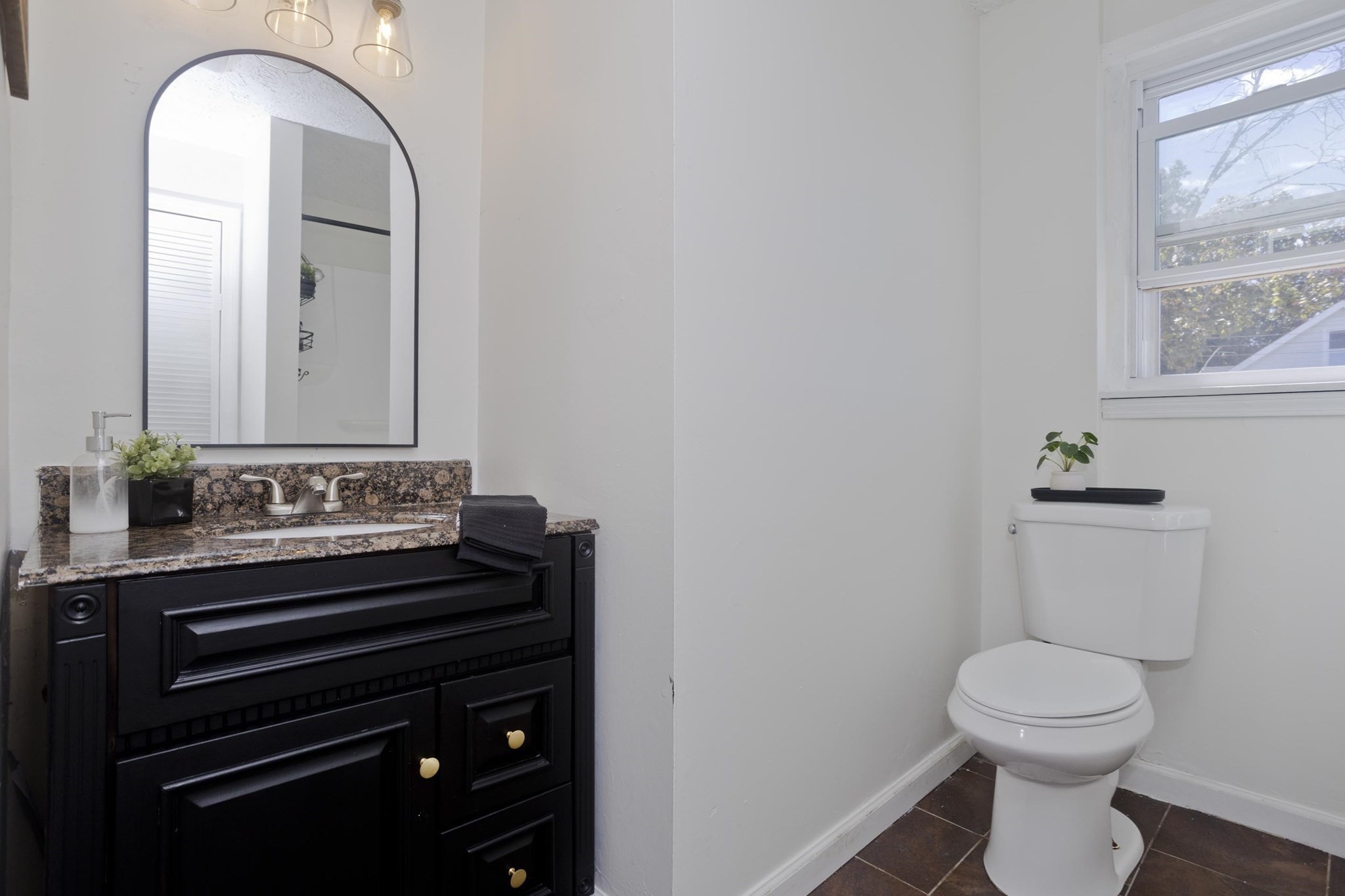 23 Jenness Street Springfield, MA 01104 - Photo 23 of 33 Gallery Image 23