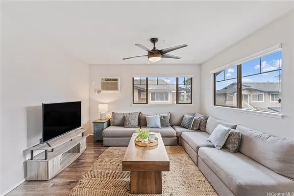 $3,100 | 91-1015 Kamaaha Avenue, Unit 208, Kapolei, HI 96707