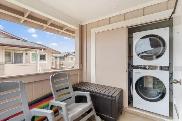 $3,100 | 91-1015 Kamaaha Avenue, Unit 208, Kapolei, HI 96707