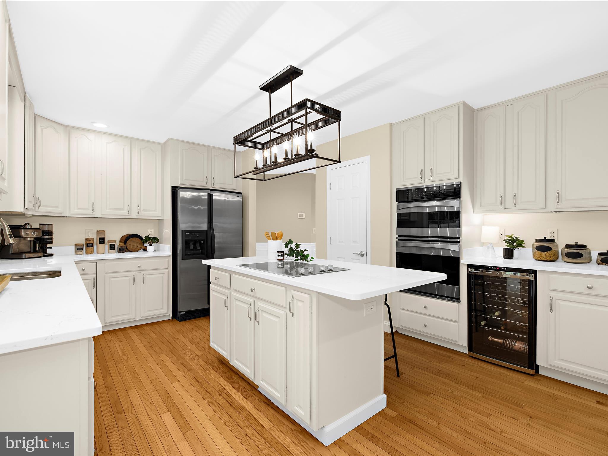 Kitchen with Island
