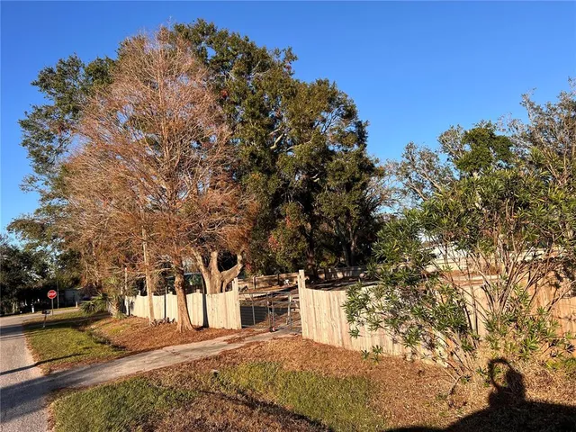 $190,000 | 102 Domino Drive North, Ruskin, FL 33570