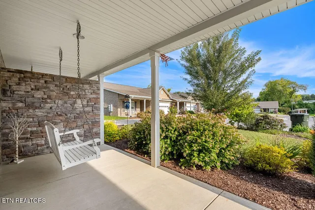 $403,000 | 422 Larkspur Way, Sevierville, TN 37862