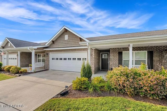 $403,000 | 422 Larkspur Way, Sevierville, TN 37862