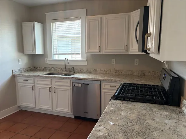 $1,700 | 809 Greenwood Drive, New Orleans, LA 70124