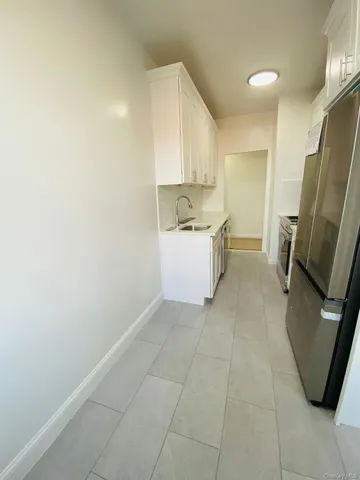 $559,000 | 61-09 39th Avenue, Unit J5 | Woodside