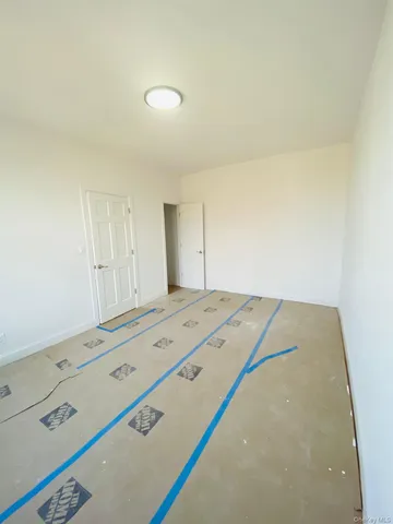 $559,000 | 61-09 39th Avenue, Unit J5 | Woodside