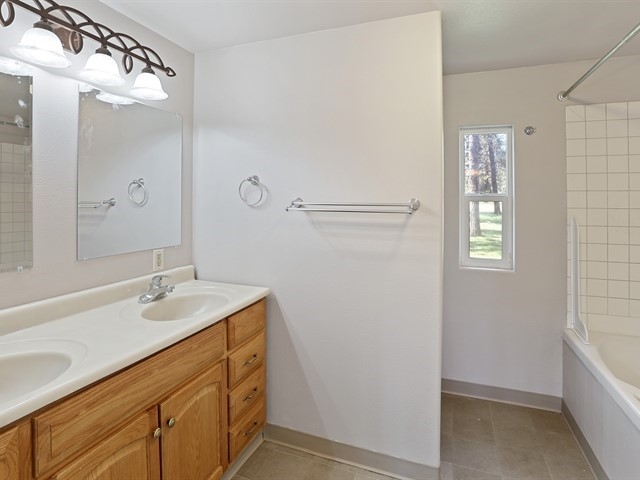 10408 South Spotted Road Cheney, WA 99004 - Photo 11 of 20
