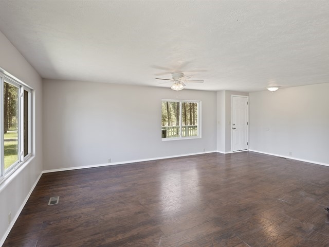 10408 South Spotted Road Cheney, WA 99004 - Photo 3 of 20