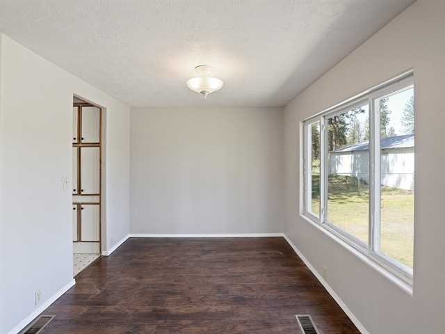 10408 South Spotted Road Cheney, WA 99004 - Photo 5 of 20