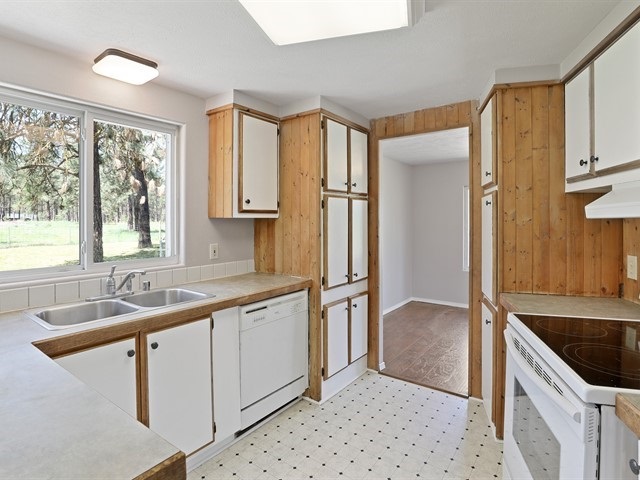 10408 South Spotted Road Cheney, WA 99004 - Photo 6 of 20