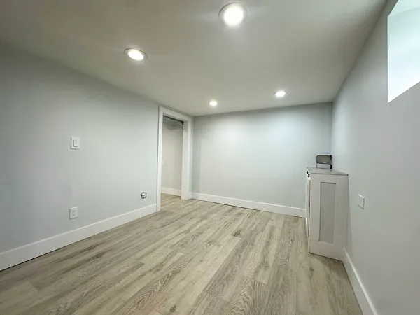 $285,000 | 9820 South California Avenue, Evergreen Park, IL 60805