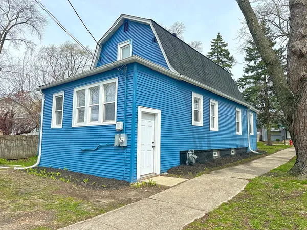 $285,000 | 9820 South California Avenue, Evergreen Park, IL 60805