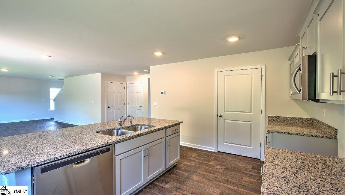 245 Millhone Way Pendleton, SC 29670 - Photo 6 of 35