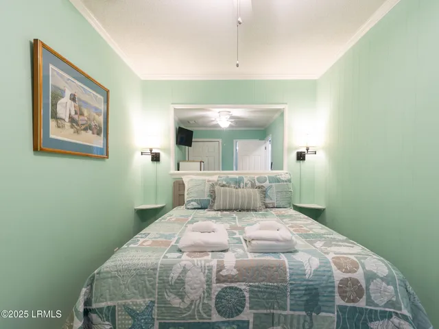 $298,000 | 40 Folly Field Road, Unit 246C, Hilton Head Island, SC 29928