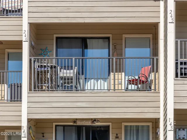 $298,000 | 40 Folly Field Road, Unit 246C, Hilton Head Island, SC 29928