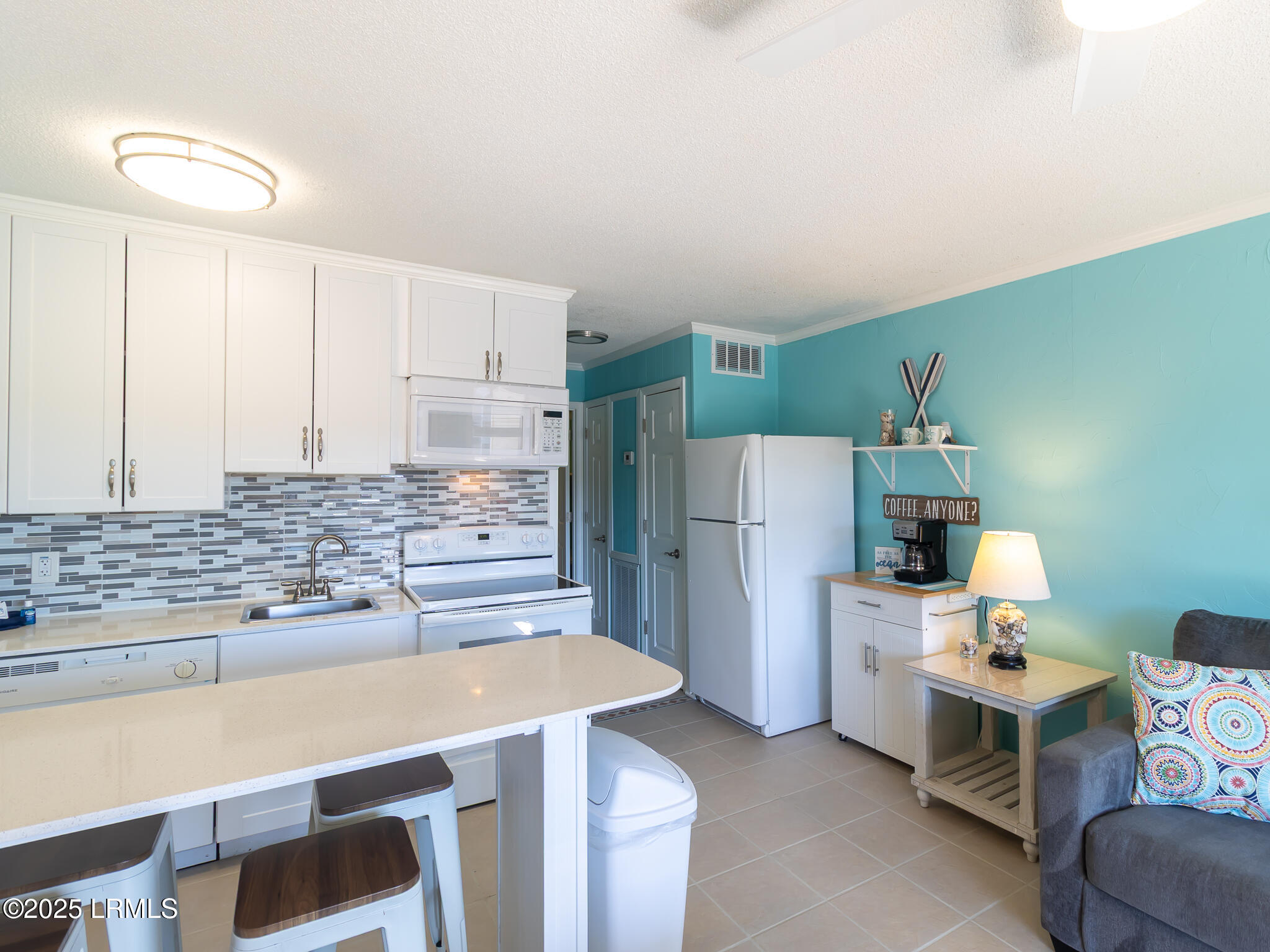 40 Folly Field Road, Unit 246C Hilton Head Island, SC 29928 - Photo 6 of 39 9W6A5666