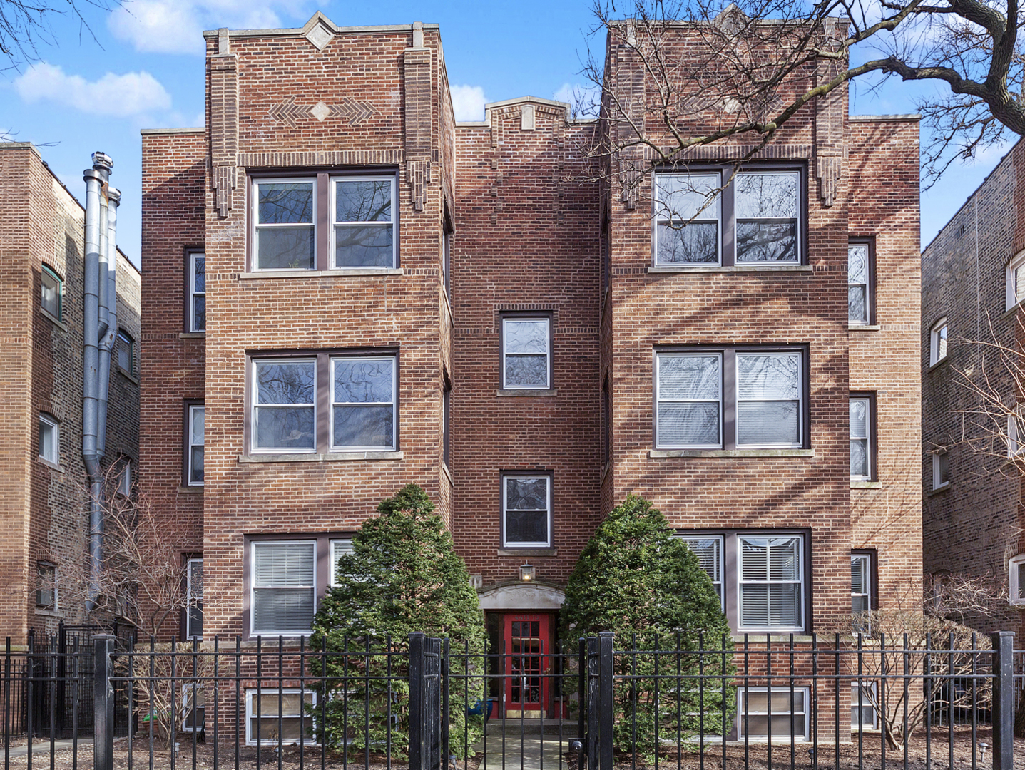 4411 North Beacon Street, Unit 1 Chicago, IL 60640 - Photo 1 of 15