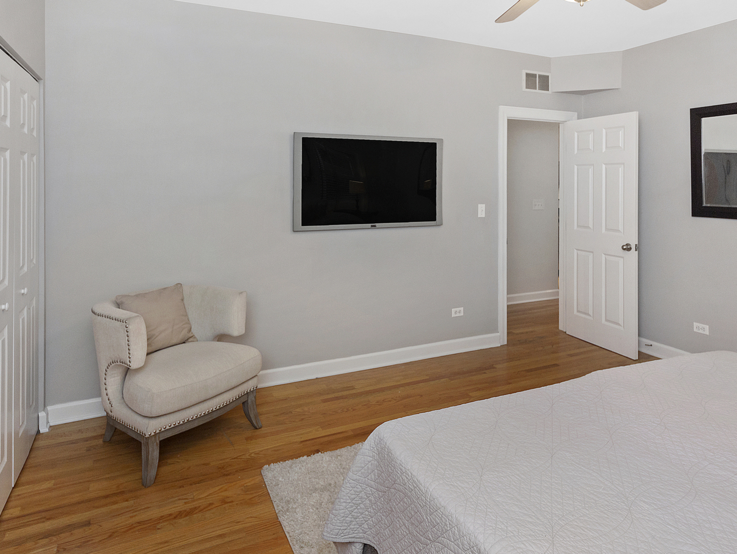 4411 North Beacon Street, Unit 1 Chicago, IL 60640 - Photo 11 of 15