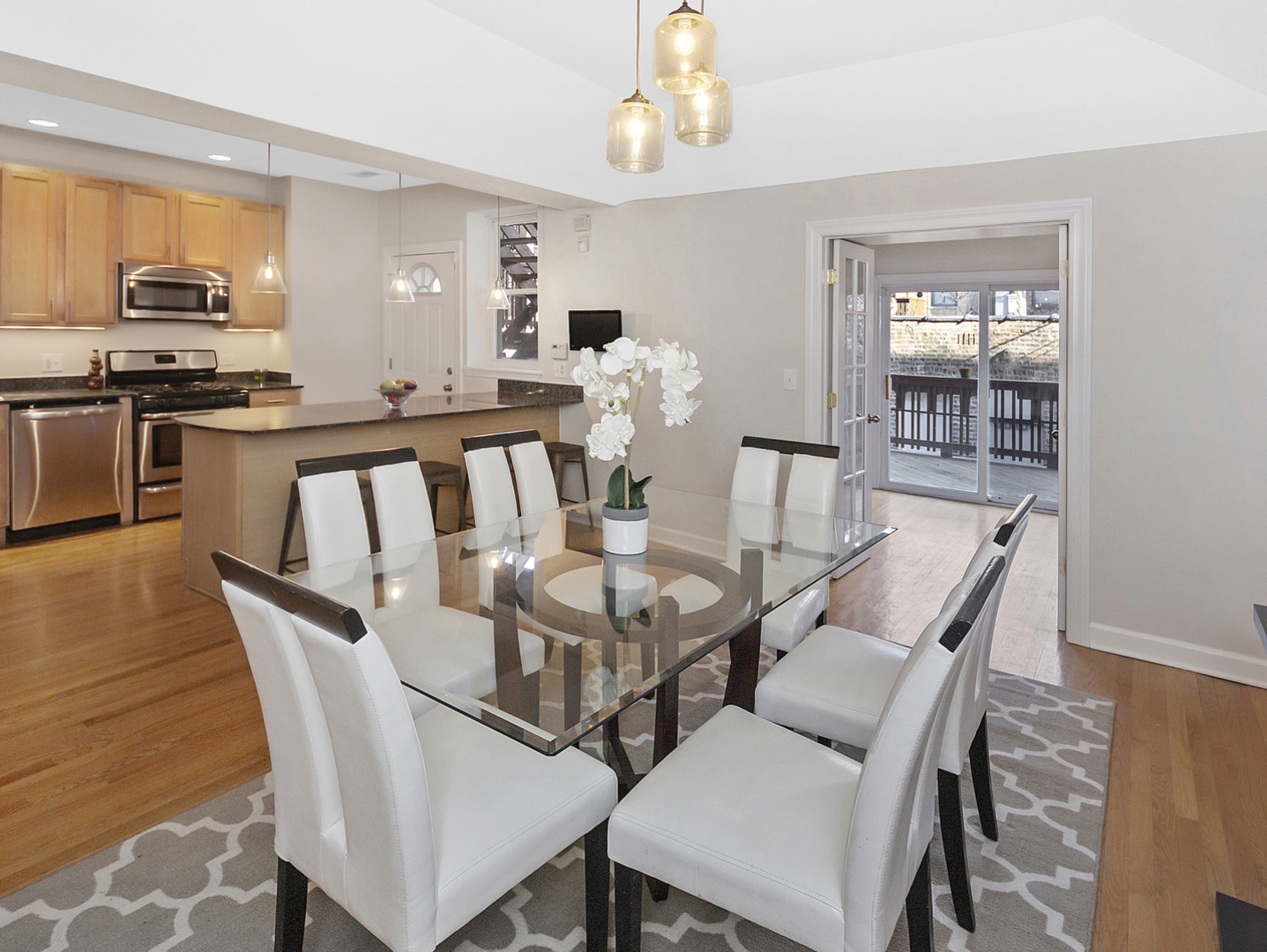 4411 North Beacon Street, Unit 1 Chicago, IL 60640 - Photo 7 of 15