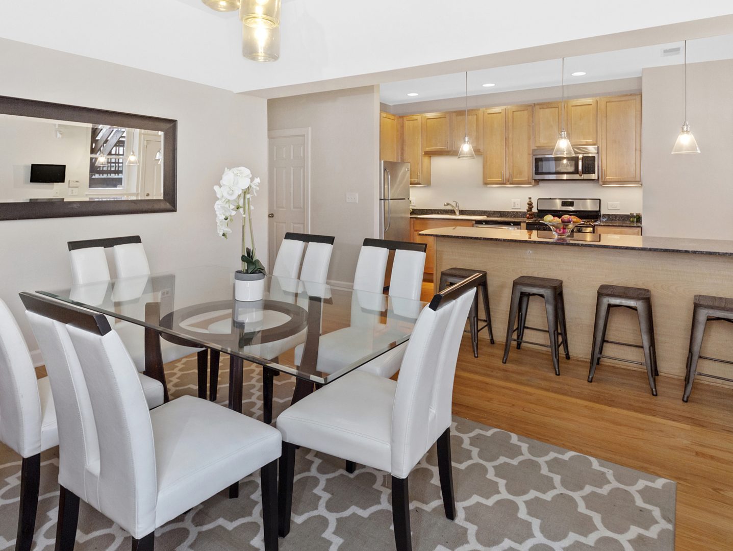 4411 North Beacon Street, Unit 1 Chicago, IL 60640 - Photo 9 of 15