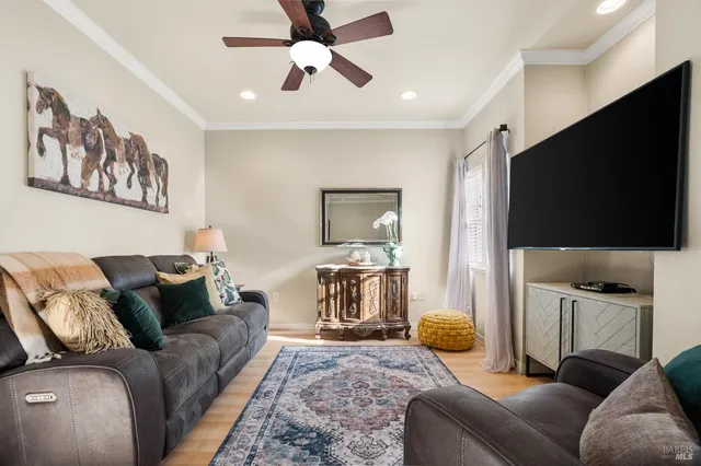 $499,000 | 162 Valley Oak Drive, Napa, CA 94558