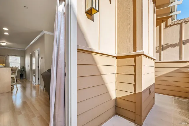 $499,000 | 162 Valley Oak Drive, Napa, CA 94558