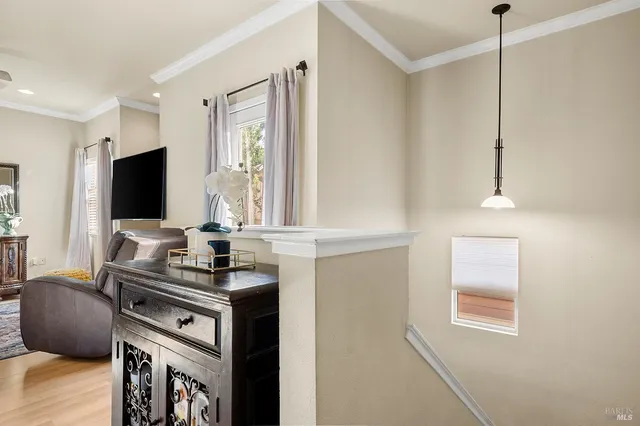 $499,000 | 162 Valley Oak Drive, Napa, CA 94558