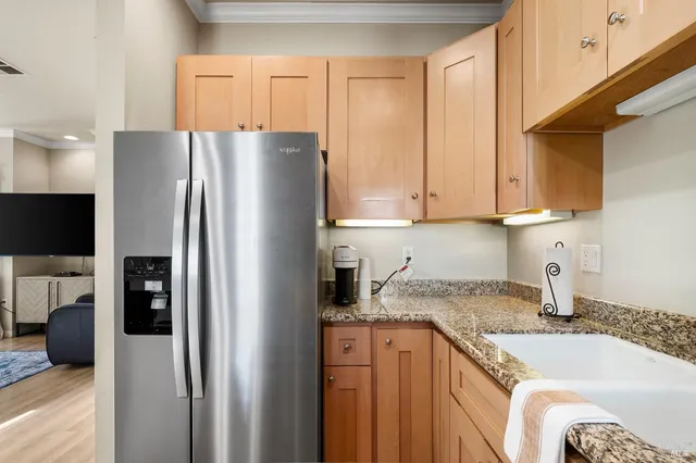 $499,000 | 162 Valley Oak Drive, Napa, CA 94558