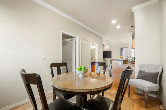 $499,000 | 162 Valley Oak Drive, Napa, CA 94558