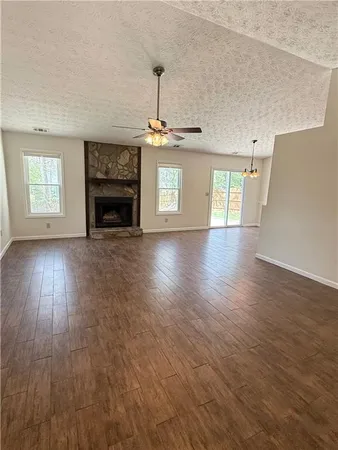 $1,895 | 1907 Grant Lane, Woodstock, GA 30188
