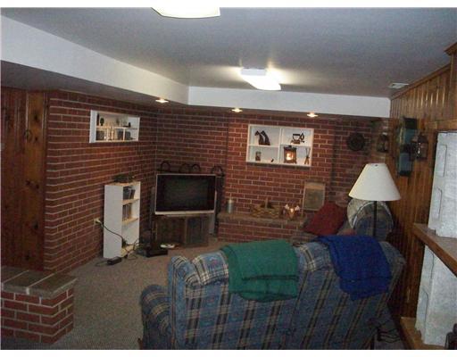455 Collier Road Mercer, PA 16137 - Photo 5 of 15 Family Room.