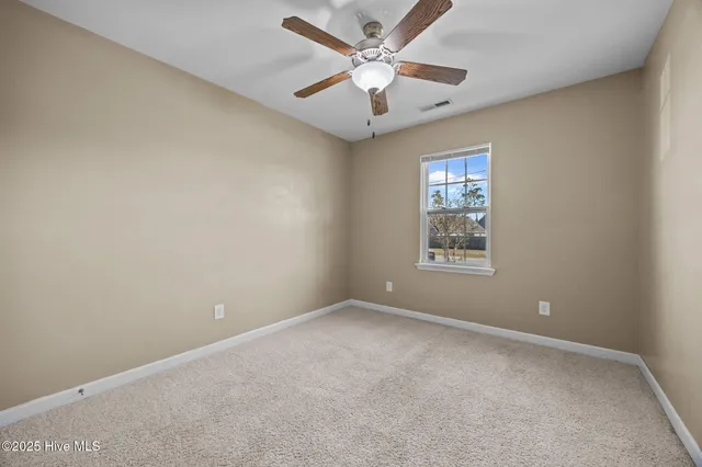 $1,600 | 156 Rosemary Avenue, Hubert, NC 28539