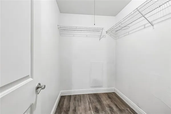 $185,000 | 3805 Houma Boulevard, Unit B203, Metairie, LA 70006