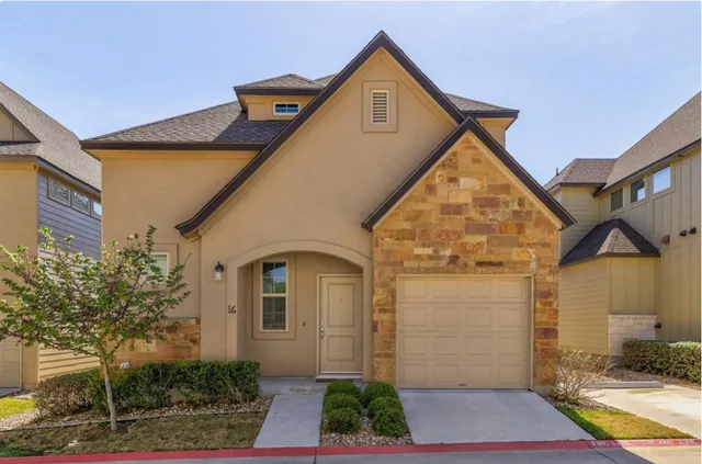 $2,275 | 13501 Metric Boulevard, Unit 16, Austin, TX 78727
